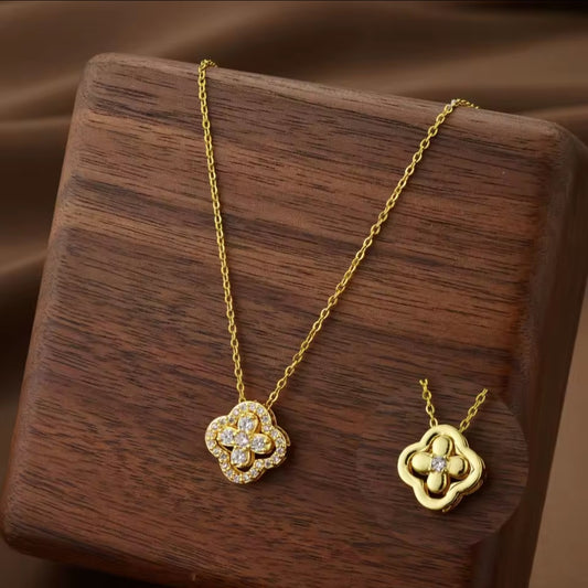 Aurora Clover Pendant Necklace